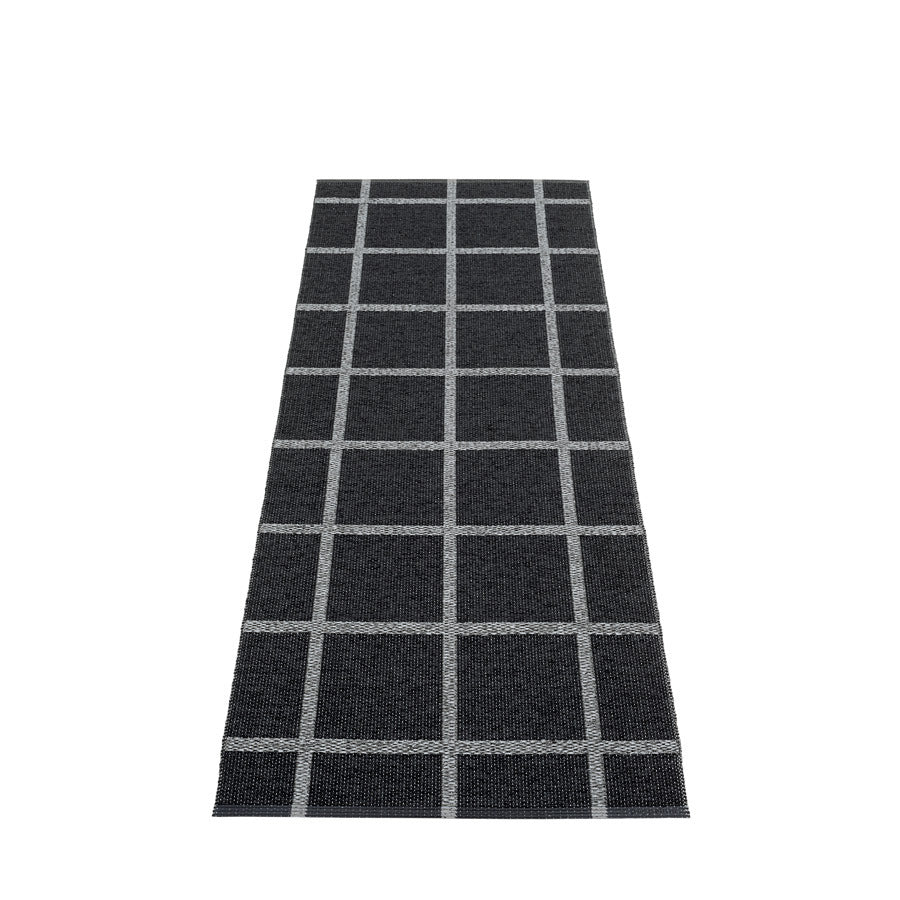 Ada Rug black