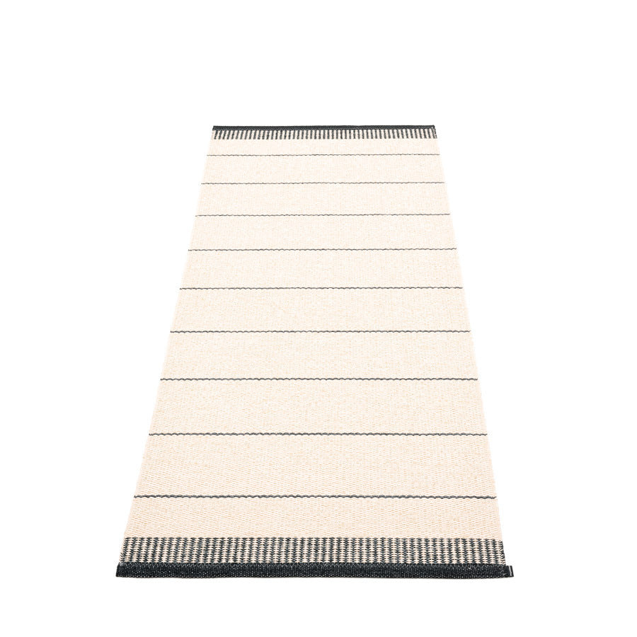 Belle Rug Black