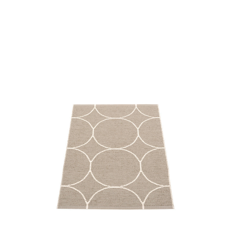 Boo Rug Dark Linen