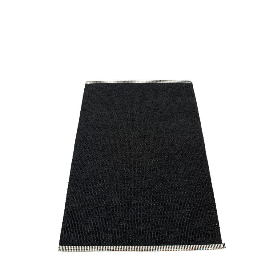 Mono Rug black
