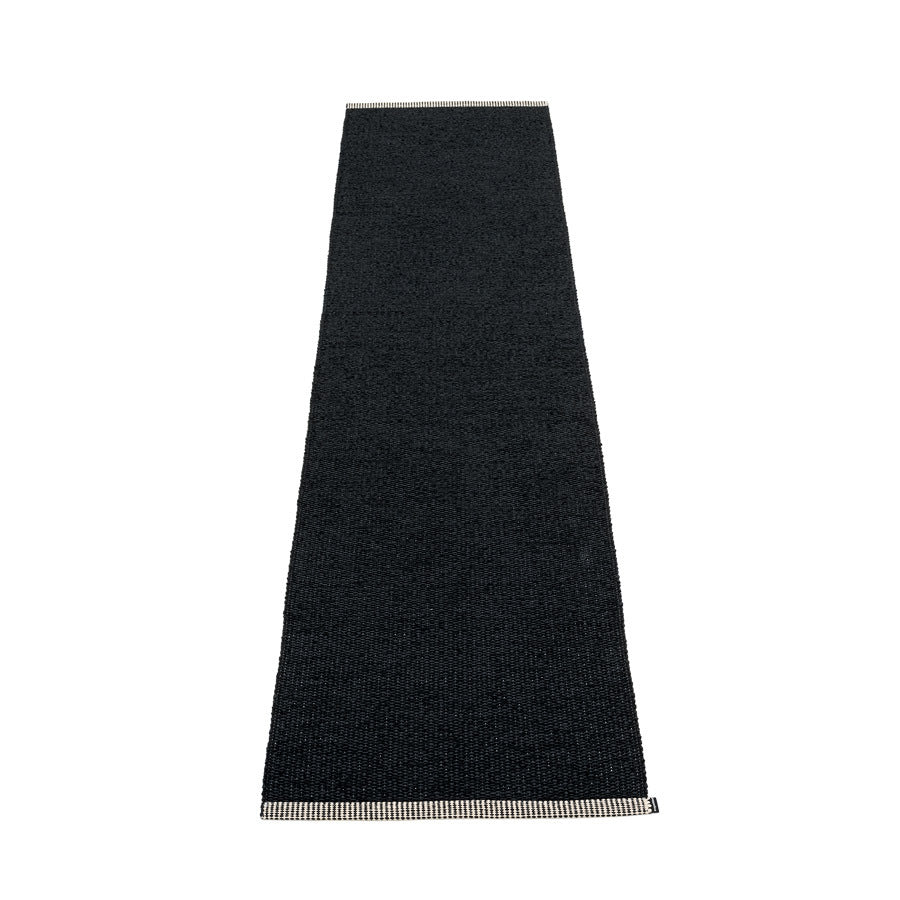 Mono Rug black