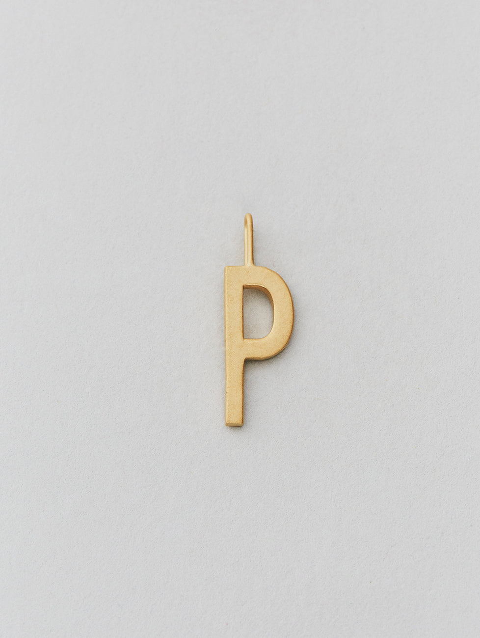 Charm Gold 16mm A-Z