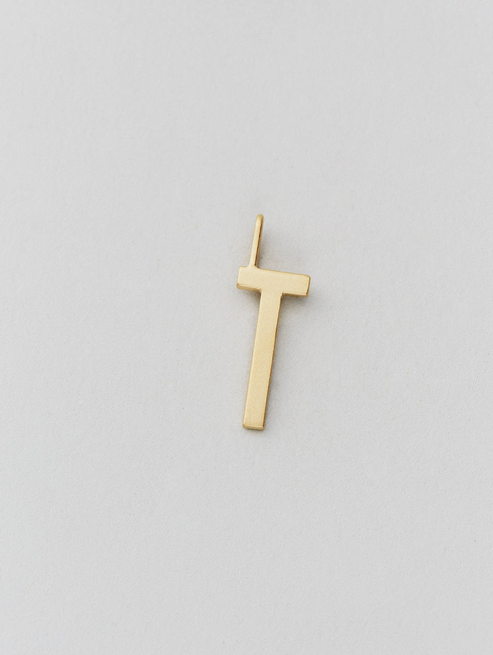 Charm Gold 16mm A-Z