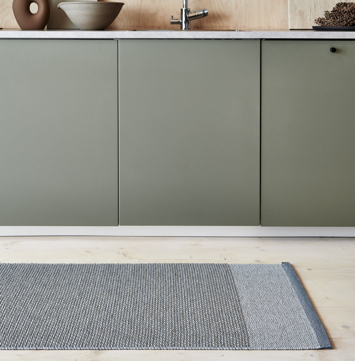 Edit Rug Dove Blue