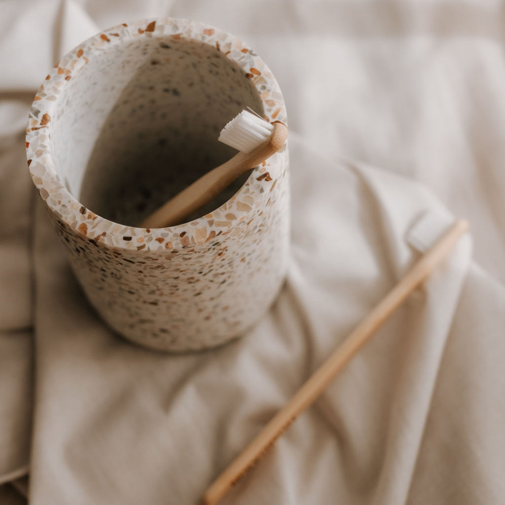 Humdakin Terrazzo Toothbrush Mug