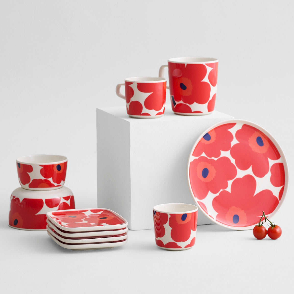 Marimekko-unikko-coffee-cup-2dl-red