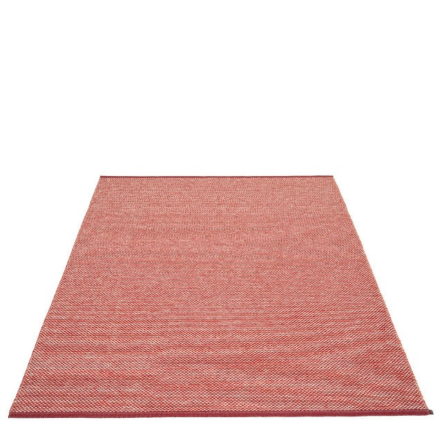 Pappelina-effi-rug-dark-red-60x8570x300