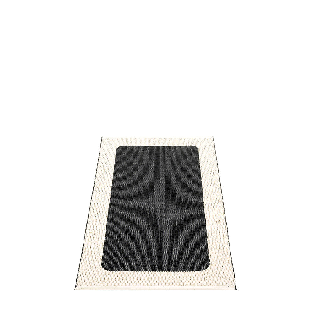 Pappelina-ilda-rug-black70x180