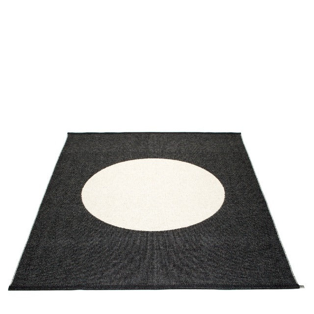 Pappelina-vera-rug-black180x230