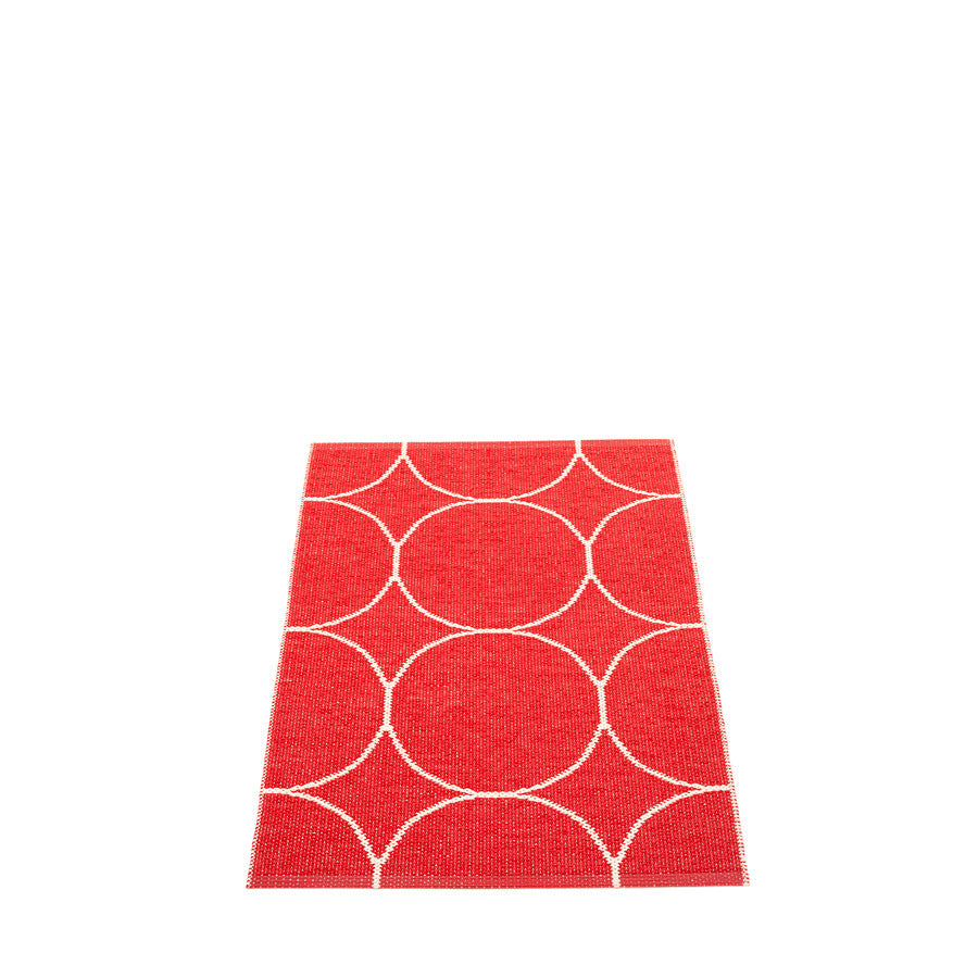 Pappelina-boo-rug-red-70x10070x100