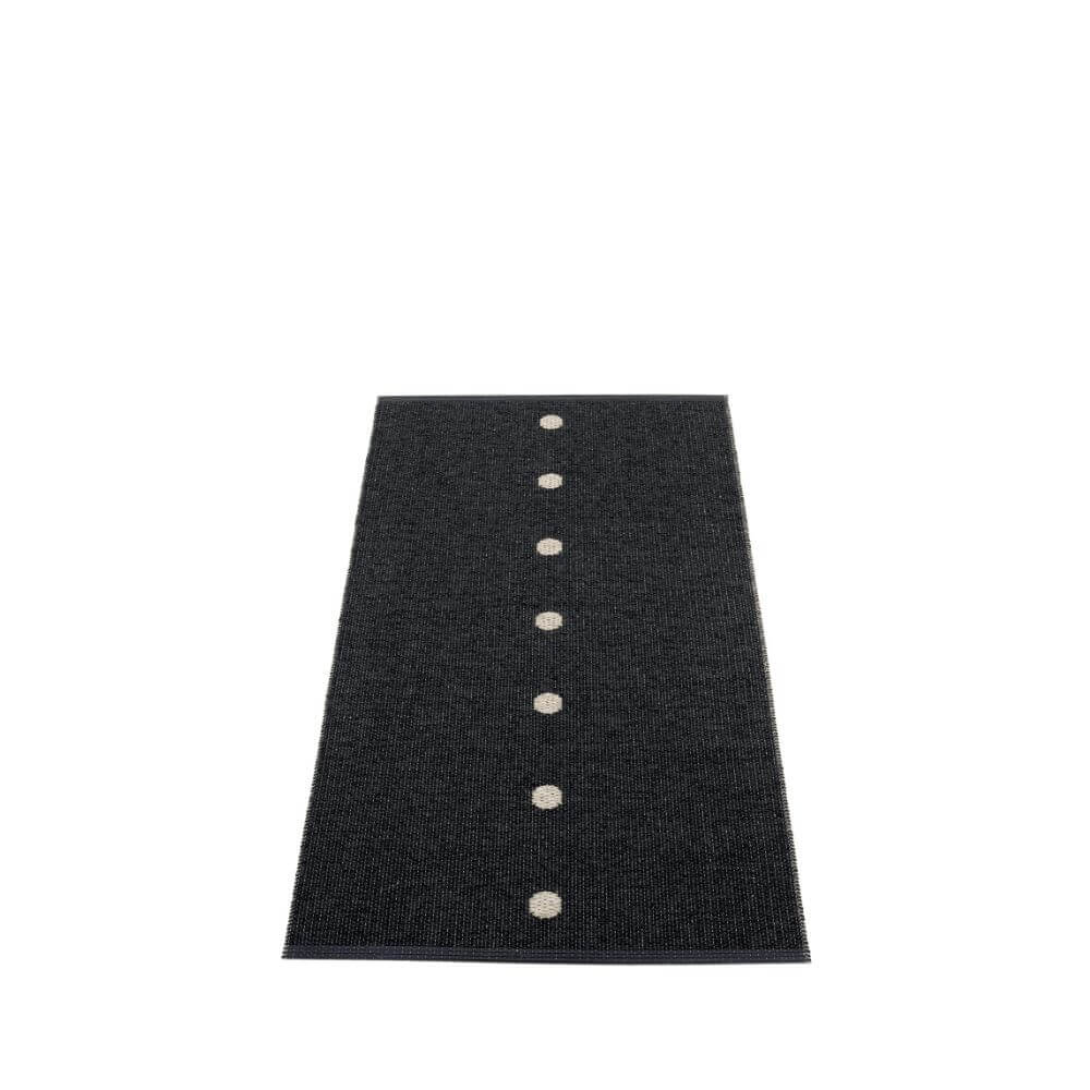 Pappelina_Rug_Peg_Black