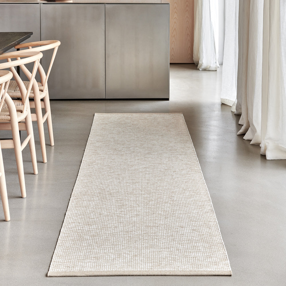 pappelina-sam-rug-beige70x150