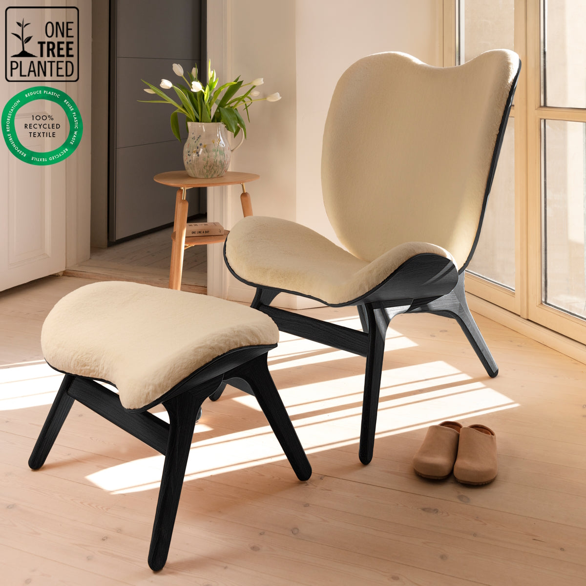 Umage A Conversation Piece Lounge Chair Tall Black Oak