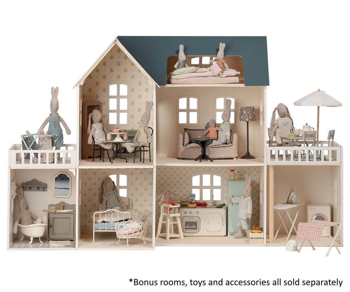 All doll house online