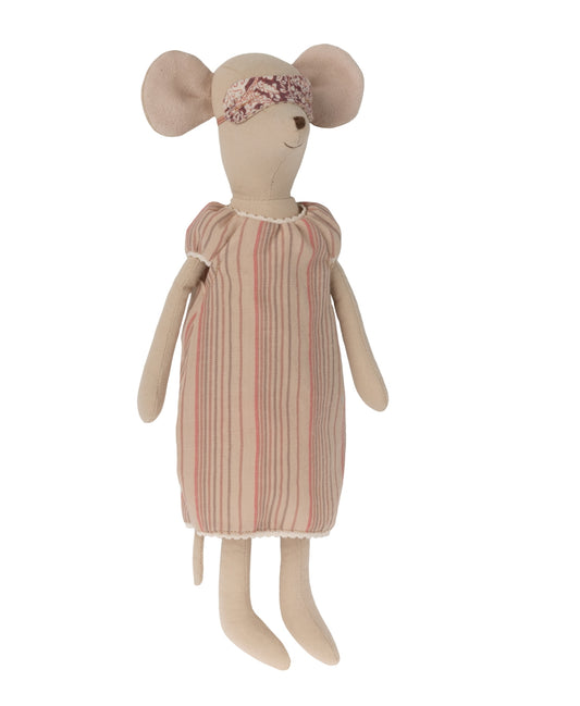 maileg-medium-mouse-nightgown