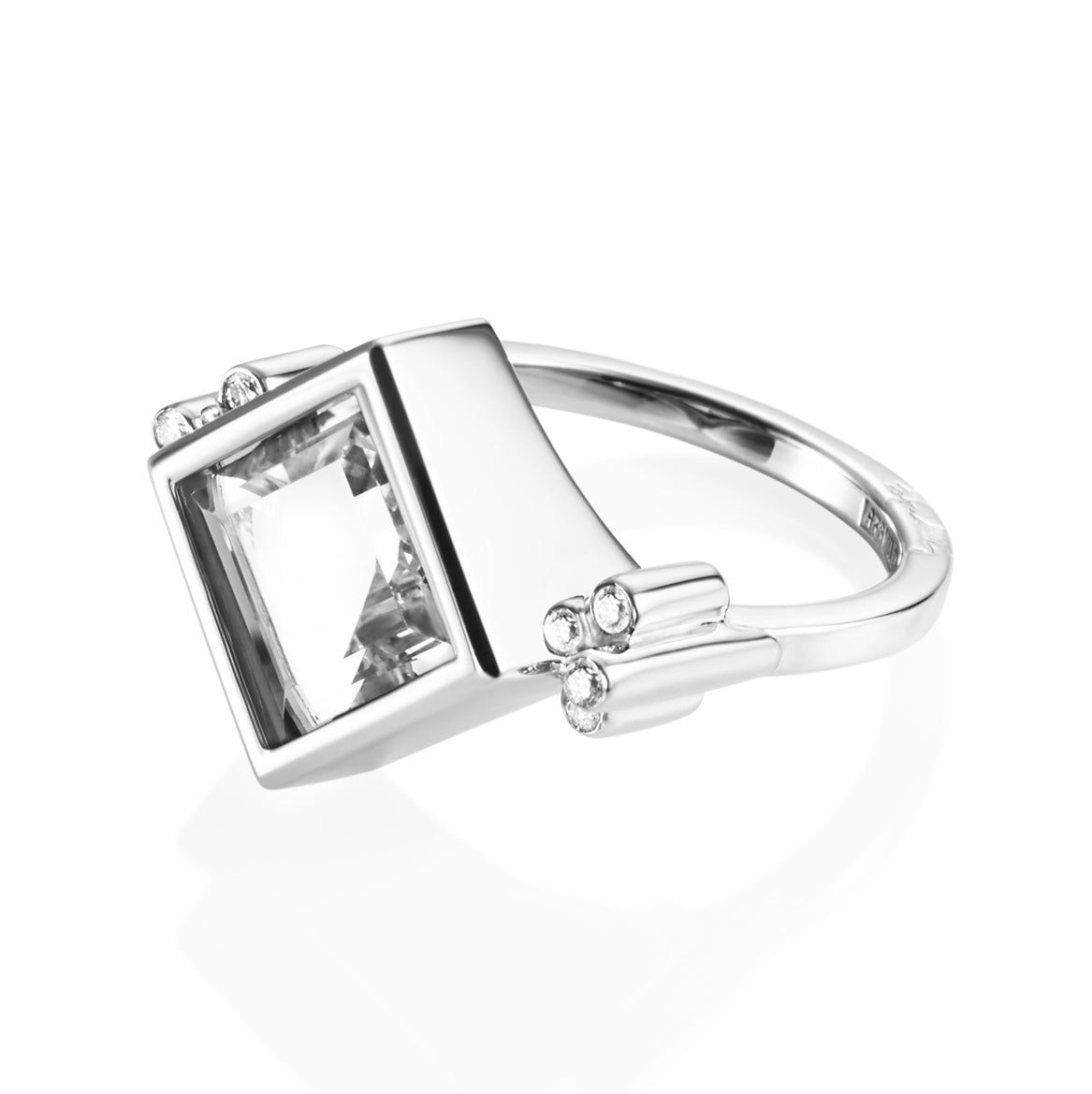 Efva Attling Shiny Memory Ring Crystal Quartz