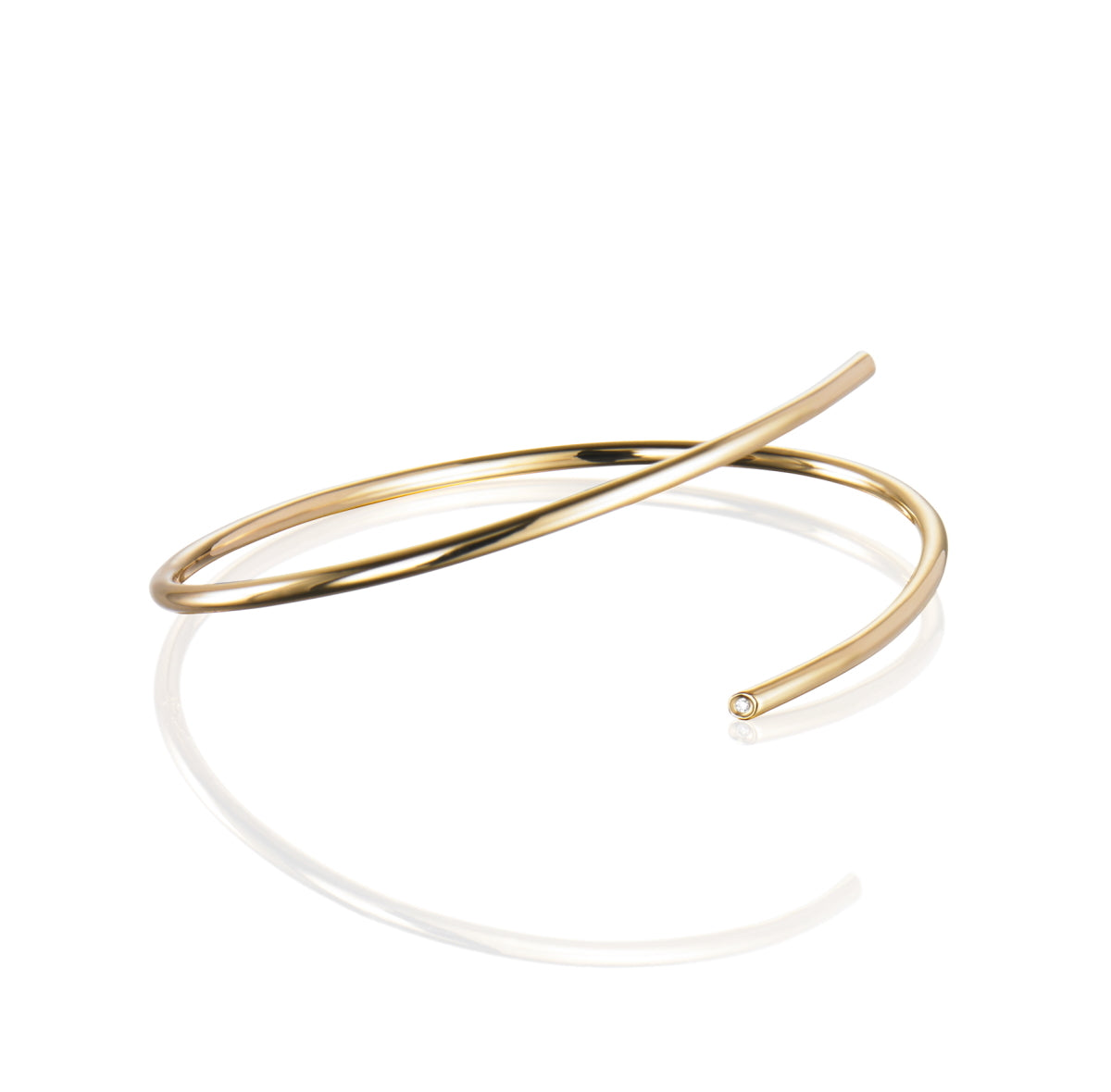 EfvaAttling-hug-cuff-gold